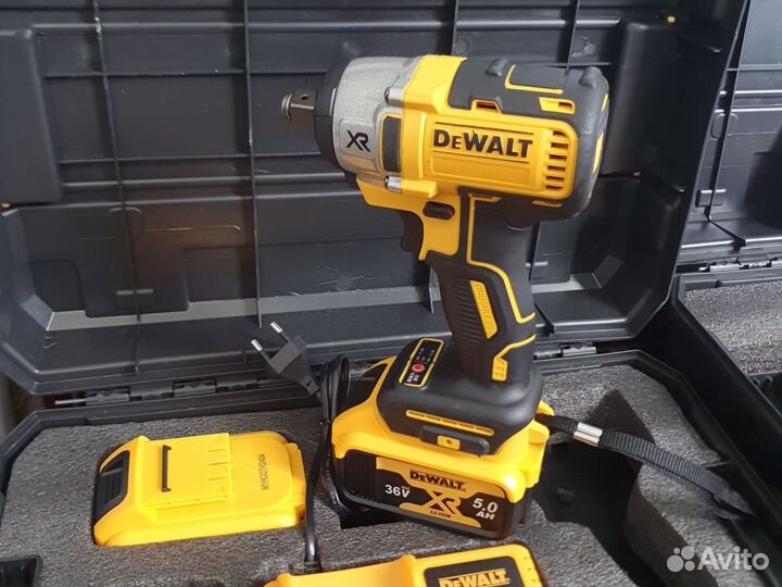 Гайковерт DeWalt