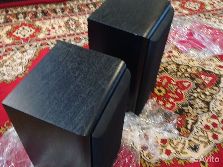 Акустические колонки и муз центр