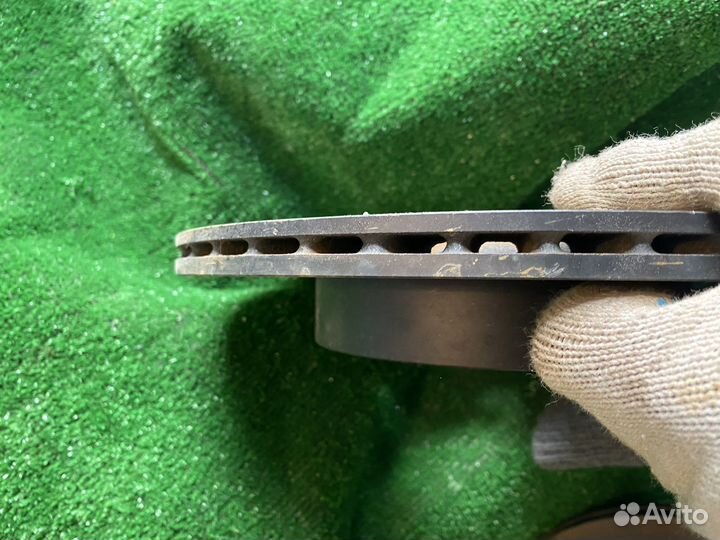 Диски тормозные задние Ниссан Лиф Ze1