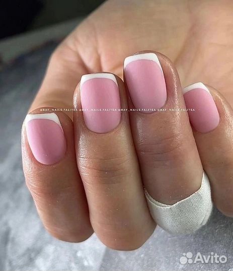 Маникюр педикюр