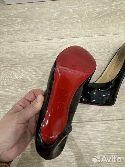 Туфли christian louboutin 35 35,5 оригинал