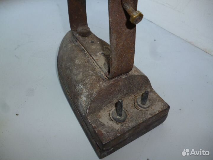 Утюги старинные
