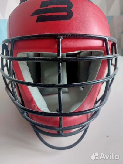 Шлем для единоборств