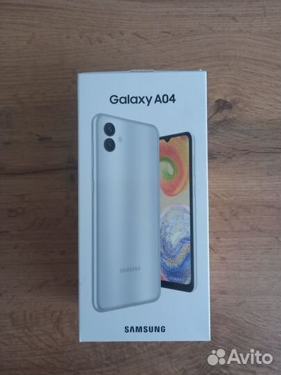 Samsung Galaxy A04, 4/64 ГБ