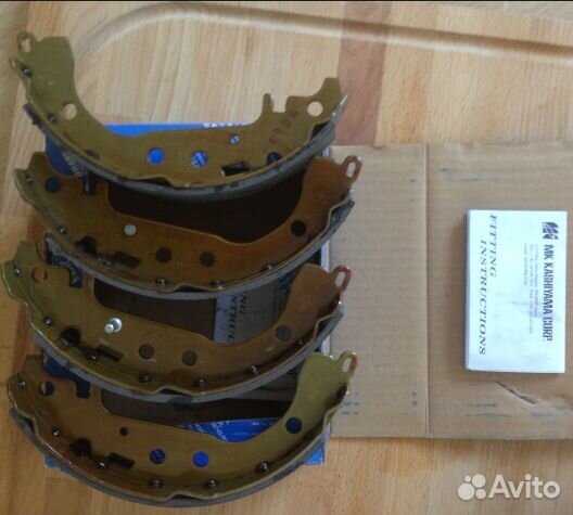 Тормозные колодки барабанные toyota yaris/platz