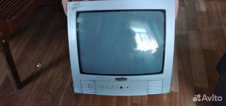Кинескопный телевизор Sanyo