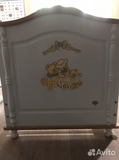 Детская кроватка