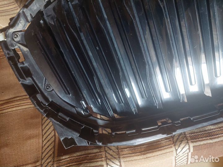 Жалюзи в сборе на BMW X5 G05