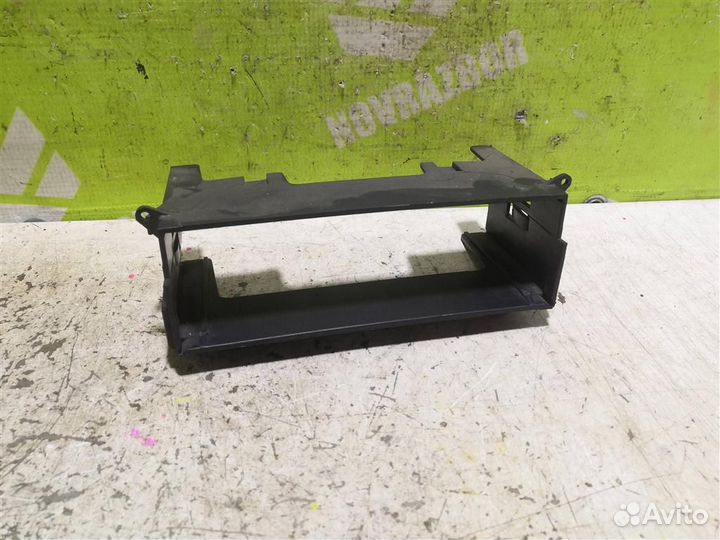 Накладка (кузов внутри) Мерседес Бенз 210 Е-класс