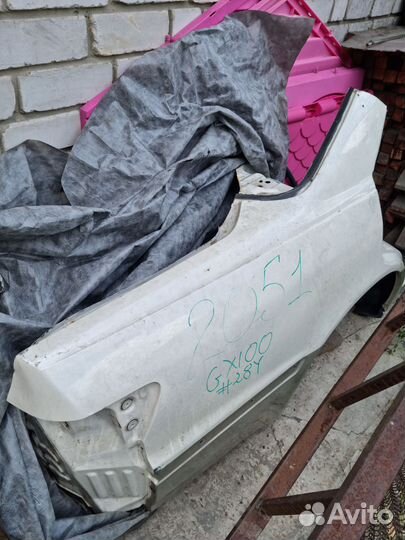 Крыло заднее правое на mark2