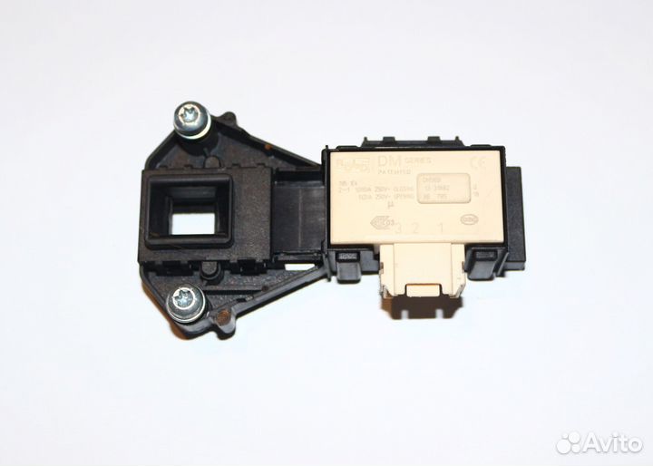 Блокировка люка ст.машины Whirlpool 480111104819