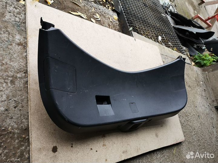 Обшивка багажника для Mazda 3 (BL) 2009-2013