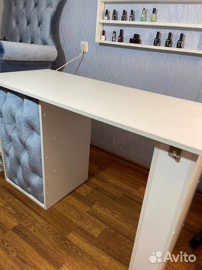 Стол для маникюра
