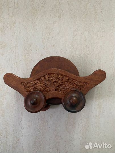 Набор подставок под горячее с держателем. Дерево