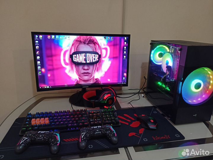 Игровой компьютер в сборе