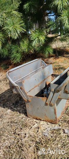 Металлический ящик для инструментов СССР