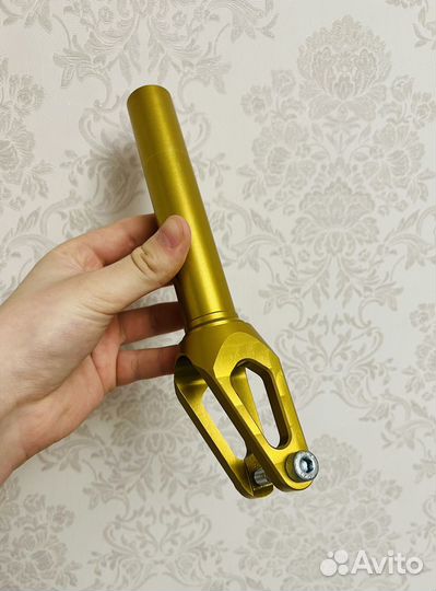 Вилка для трюкового самоката Apex