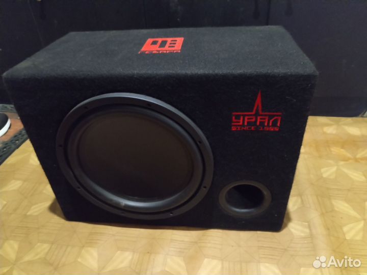 Активный сабвуфер