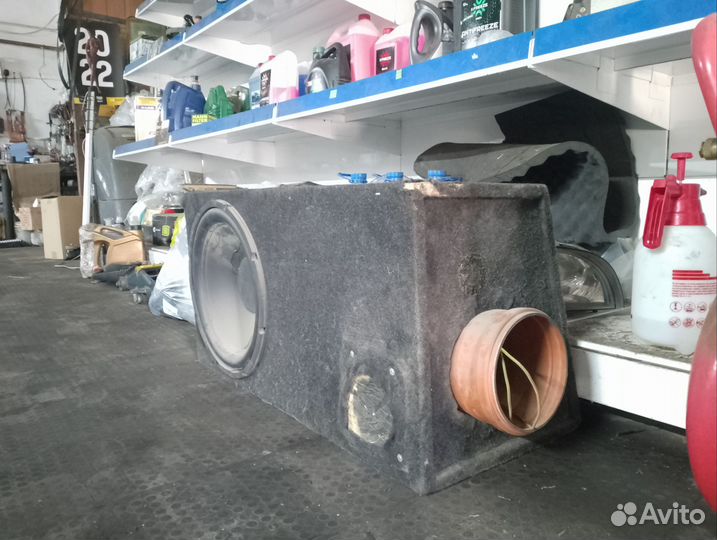 Продам сабвуфер