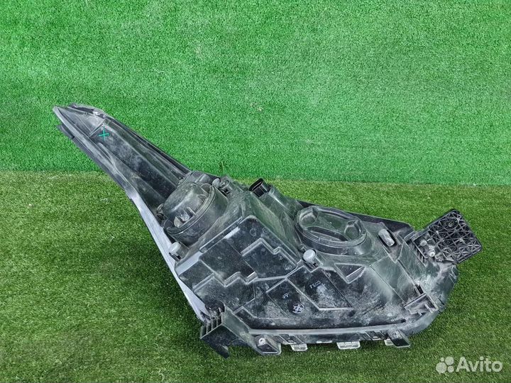 Фара левая Hyundai Creta