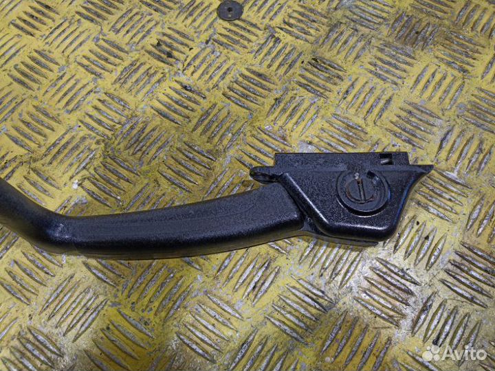 Рычаг подъёма люка Man Tga Tgl Tgm Tgs Tgx