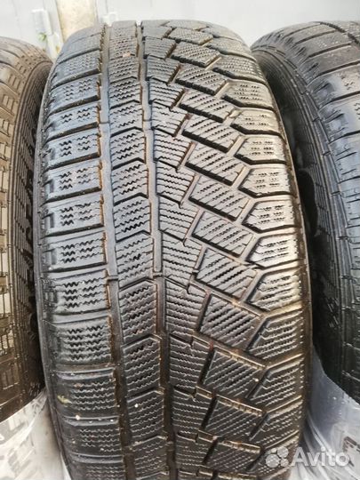 Gislaved Nord Frost 200 215/65 R16