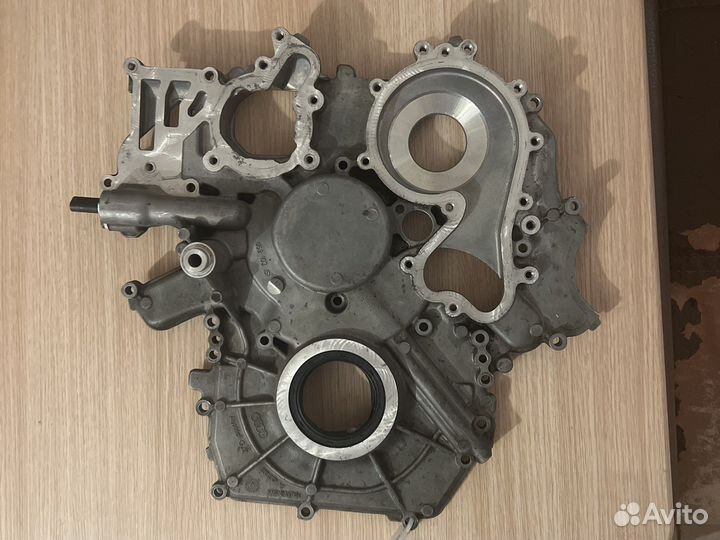 Крышка двигателя передняя VAG
