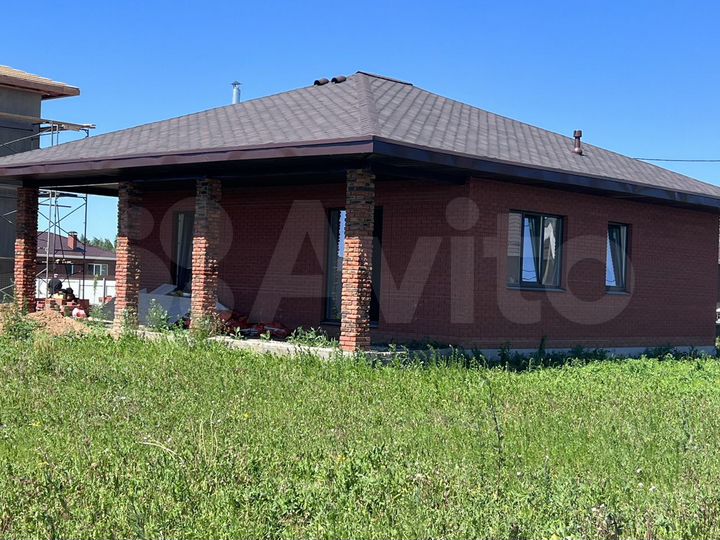 Коттедж 135 м² на участке 7 сот.