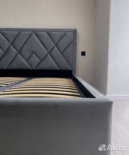 Современная кровать