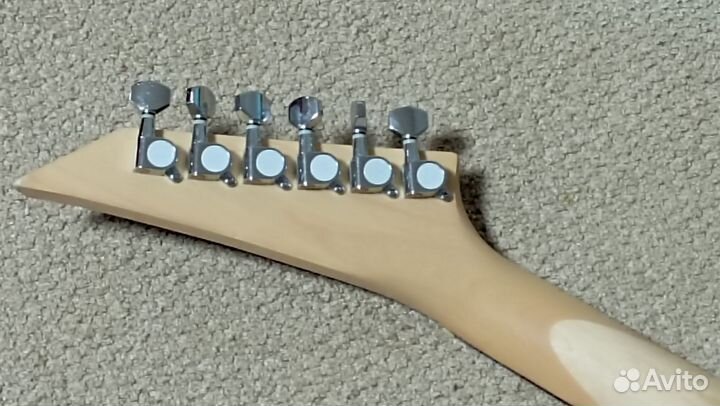 Электрогитара Zombie Warrior