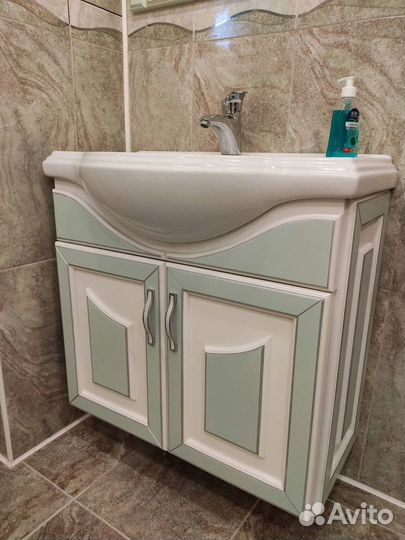 Тумба для ванной комнаты