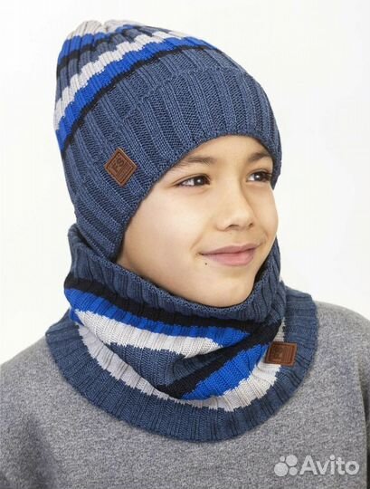 Комплект шапка и снуд новый на мальчика