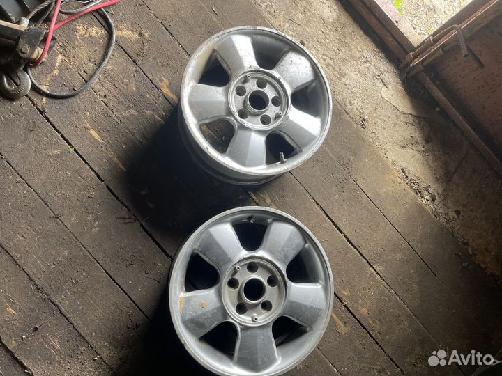 R16 5/114.3 ET45 d56.6. Диски литые