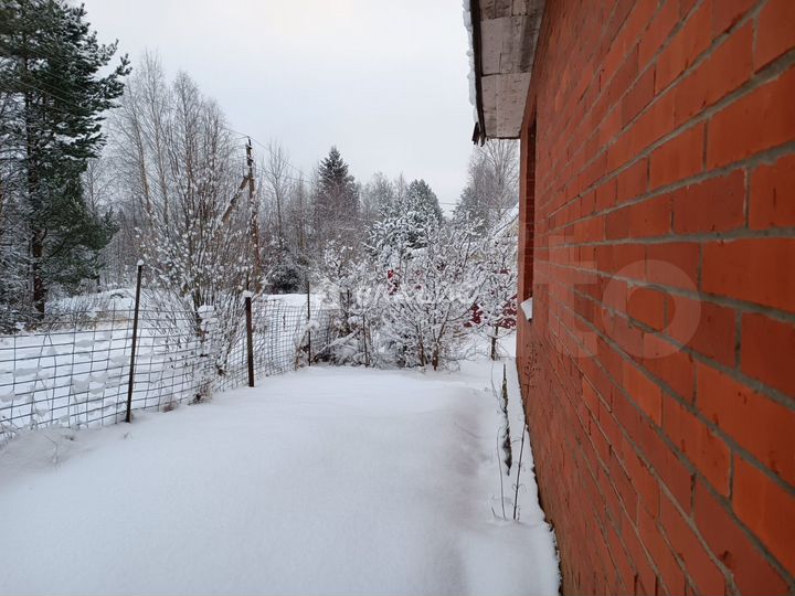 Дом 53,4 м² на участке 8 сот.