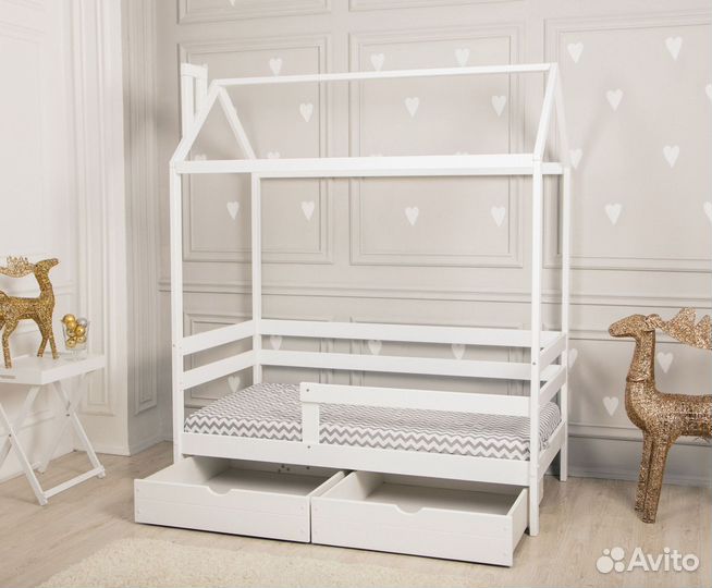 Кровать детская домик из массива березы