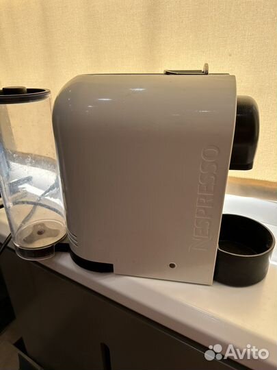 Капсульная кофемашина nespresso с капучинатором