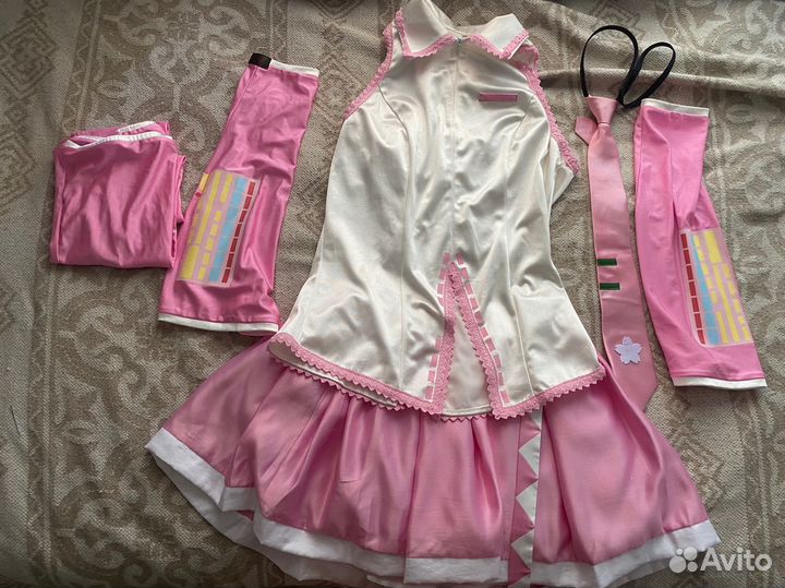 Косплей Сакура Мику