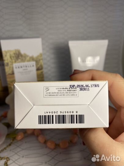 Успокаивающий крем для лица Skin 1004