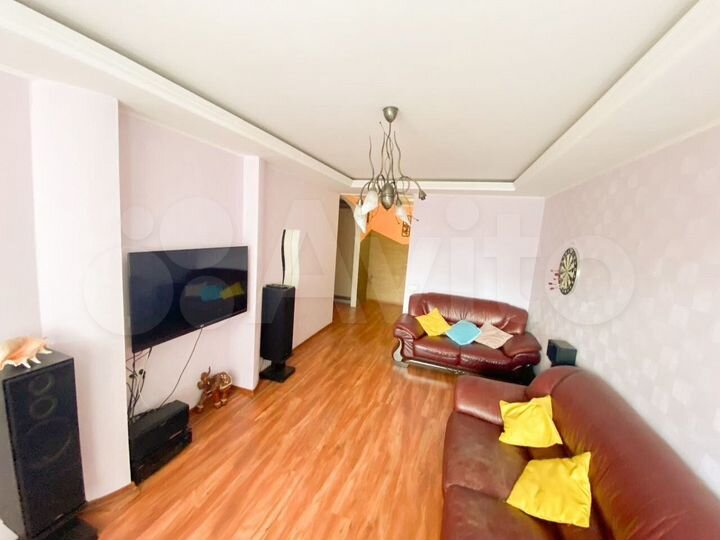 3-к. квартира, 90,1 м², 3/6 эт.