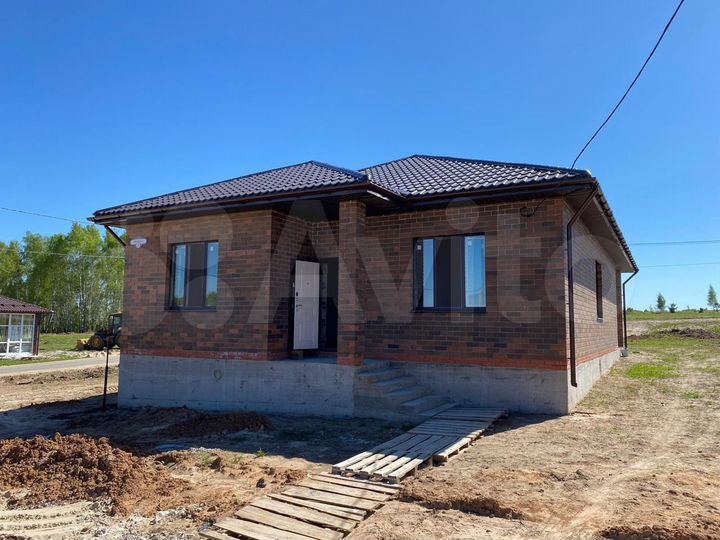 Коттедж 115 м² на участке 7 сот.