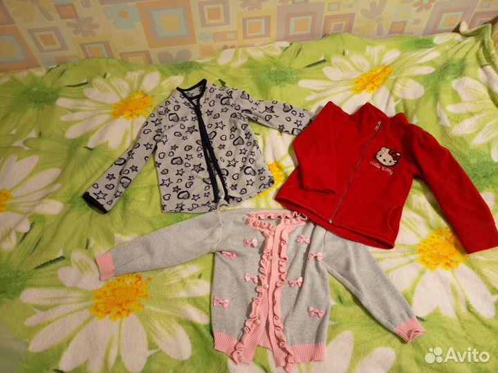 Кофточки для девочки 104