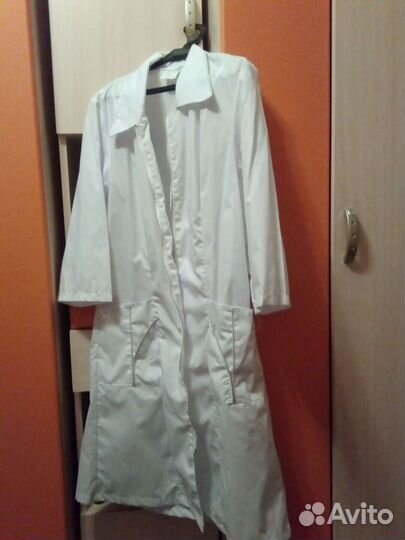 Одноразовые халаты, медицинские костюмы