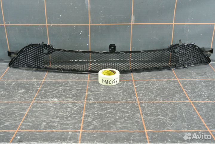 Решетка бампера переднего- Mercedes-Benz CLA-C117