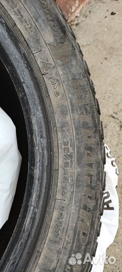 Goodyear UltraGrip Winter 225/60 R18