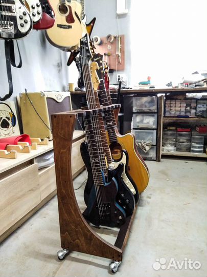 Гитарная стойка на 3-9 гитар