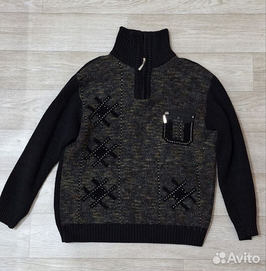 Свитер мужской