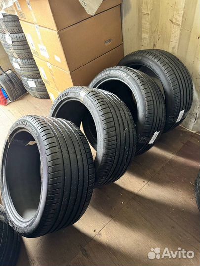 Michelin Pilot Sport 4 SUV 315/35 R21 и 285/40 R21