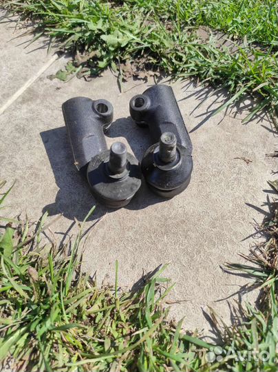 Рулевые наконечники (левый и правый) на калину 1