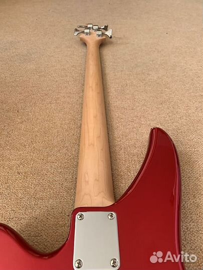 Бас-гитара Yamaha RBX170