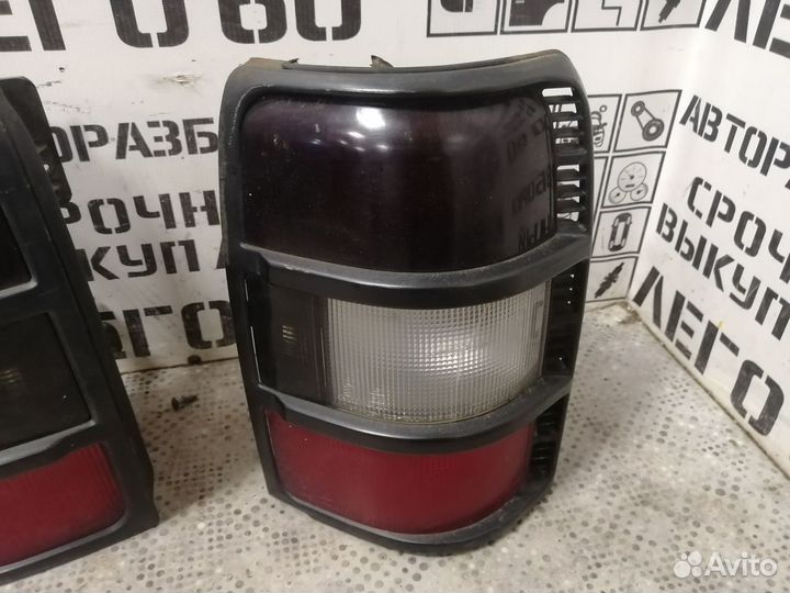 Фонарь задний для Mitsubishi Pajero / Montero 2